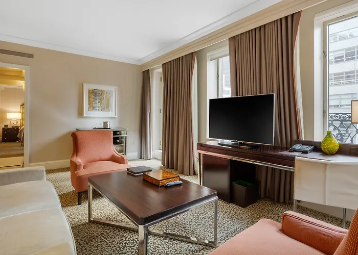 Omni Berkshire Place New York